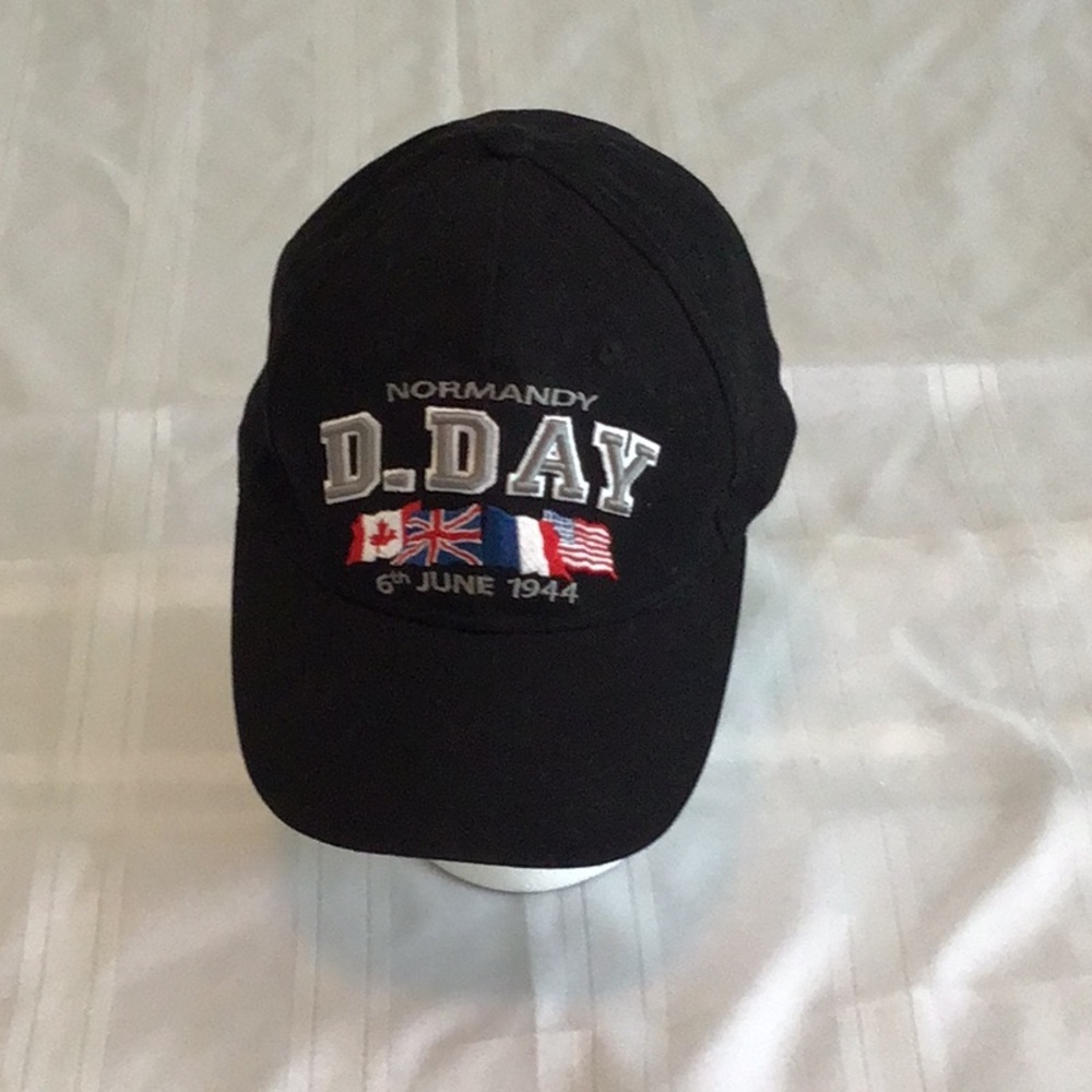Brittany sports black D-Day baseball hat Replica World War II preowned